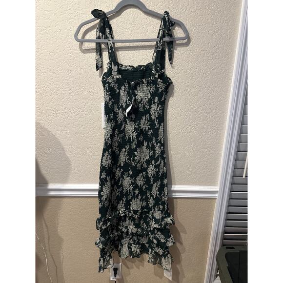 ⭐️ Women’s Abercrombie & Fitch Green Floral Prairie Sundress. Size Small NWT! - Picture 5 of 5